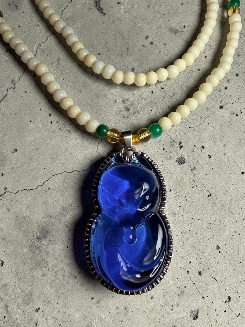 Necklace - Picture 1 of 3